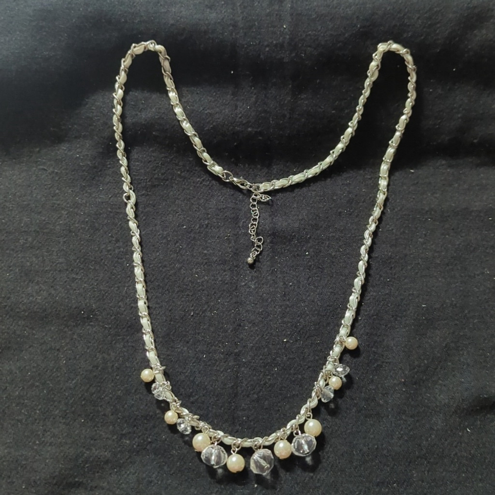 Silver Tone White Ribbon and Chain Faux Pearl Beaded Statement Necklace